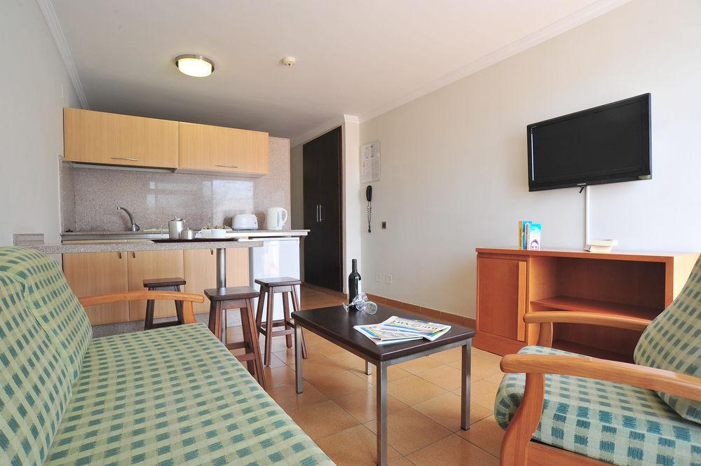 Tc Apartamentos Rocamar เปอร์โตริโก ภายนอก รูปภาพ