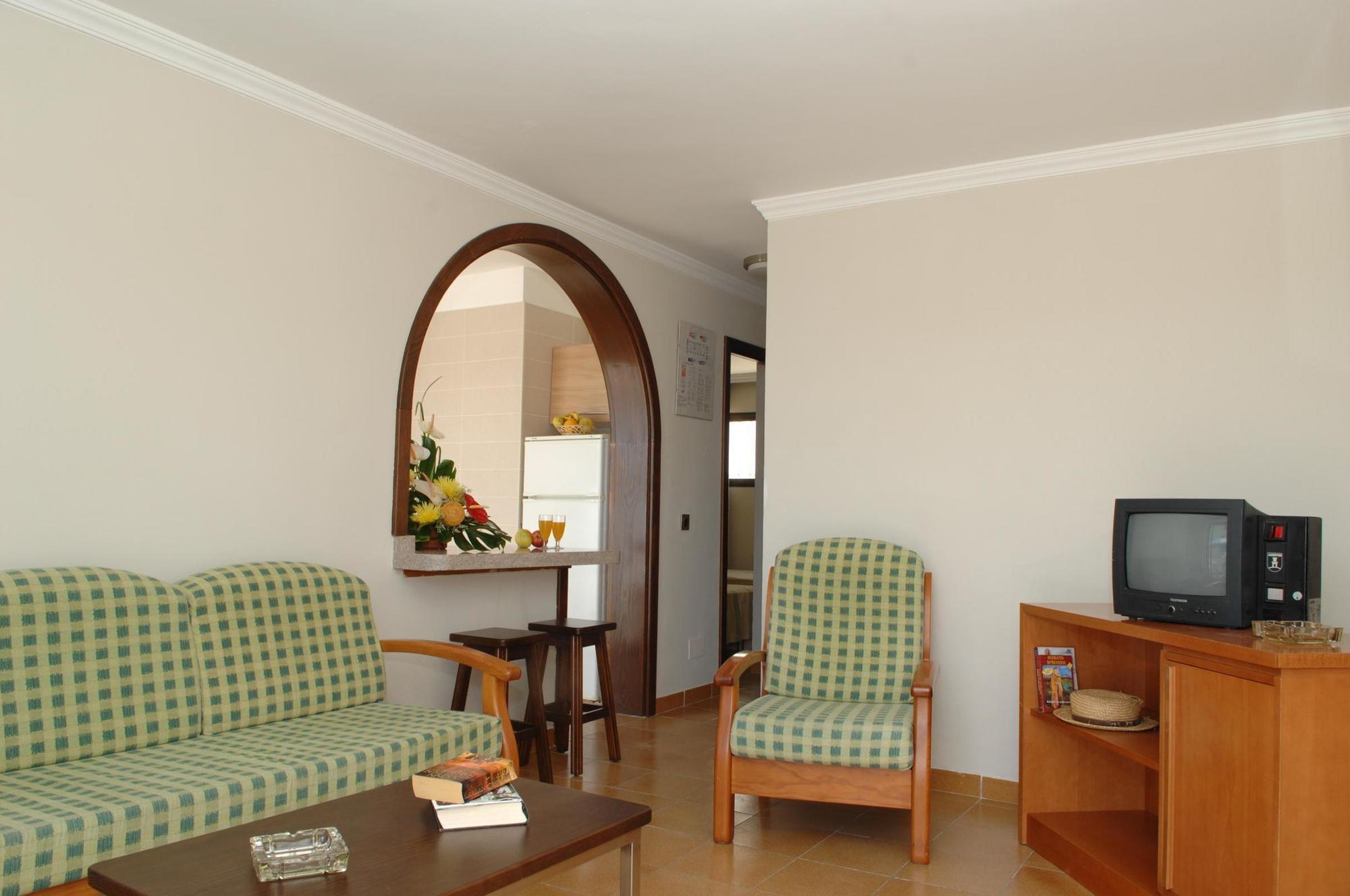 Tc Apartamentos Rocamar เปอร์โตริโก ภายนอก รูปภาพ