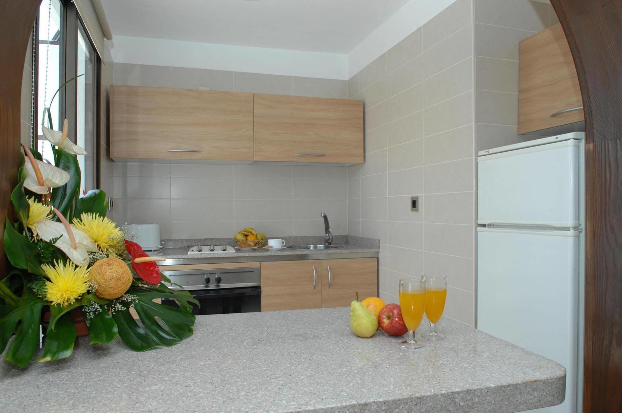 Tc Apartamentos Rocamar เปอร์โตริโก ภายนอก รูปภาพ